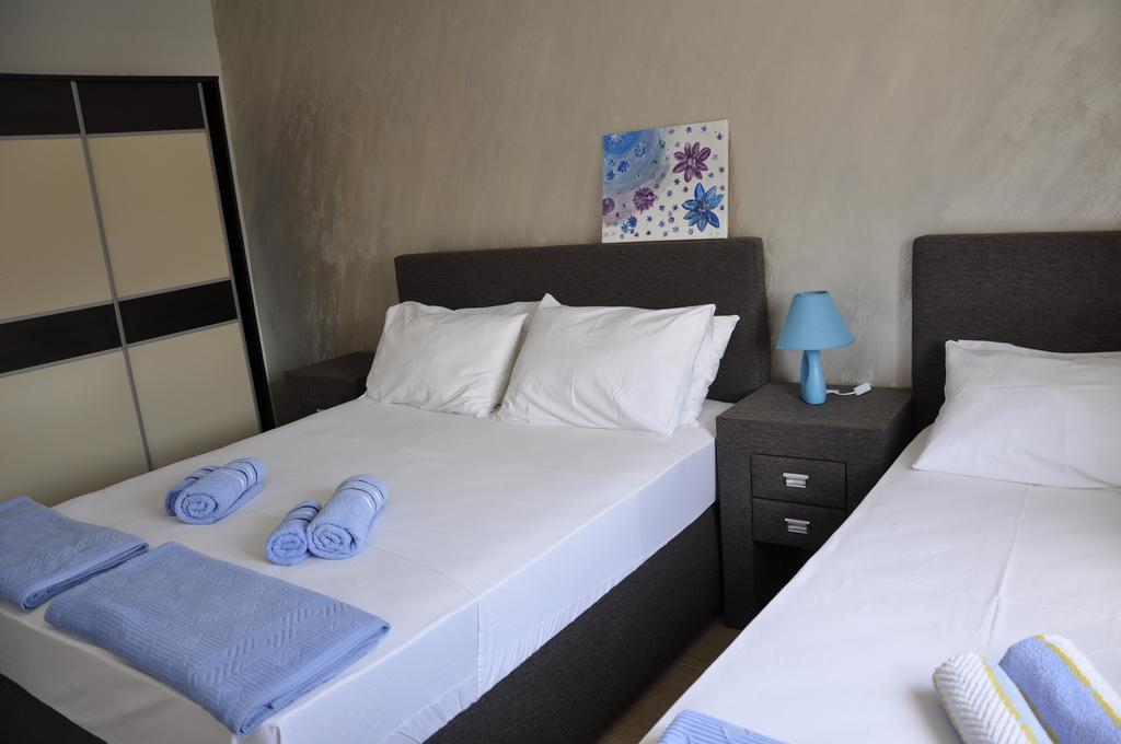 Aparthotel Stijovic バール 部屋 写真